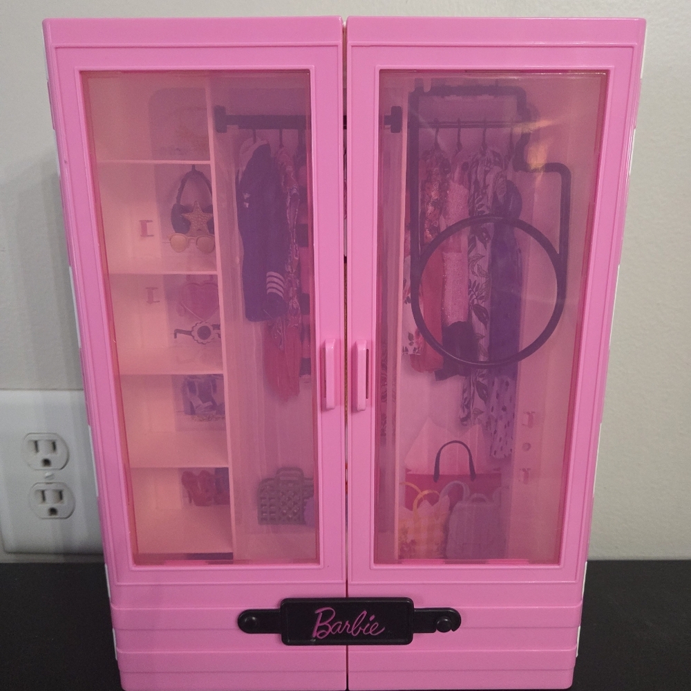 Barbie Pink Closet Organizer